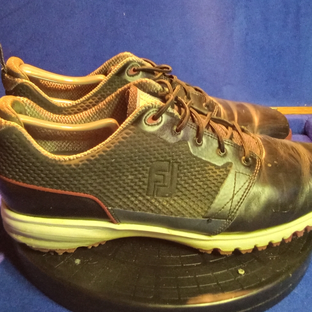 Footjoy Contour Black/Red/Grey & White Golf Shoes 54098, Sz. 11.5 XW - US,